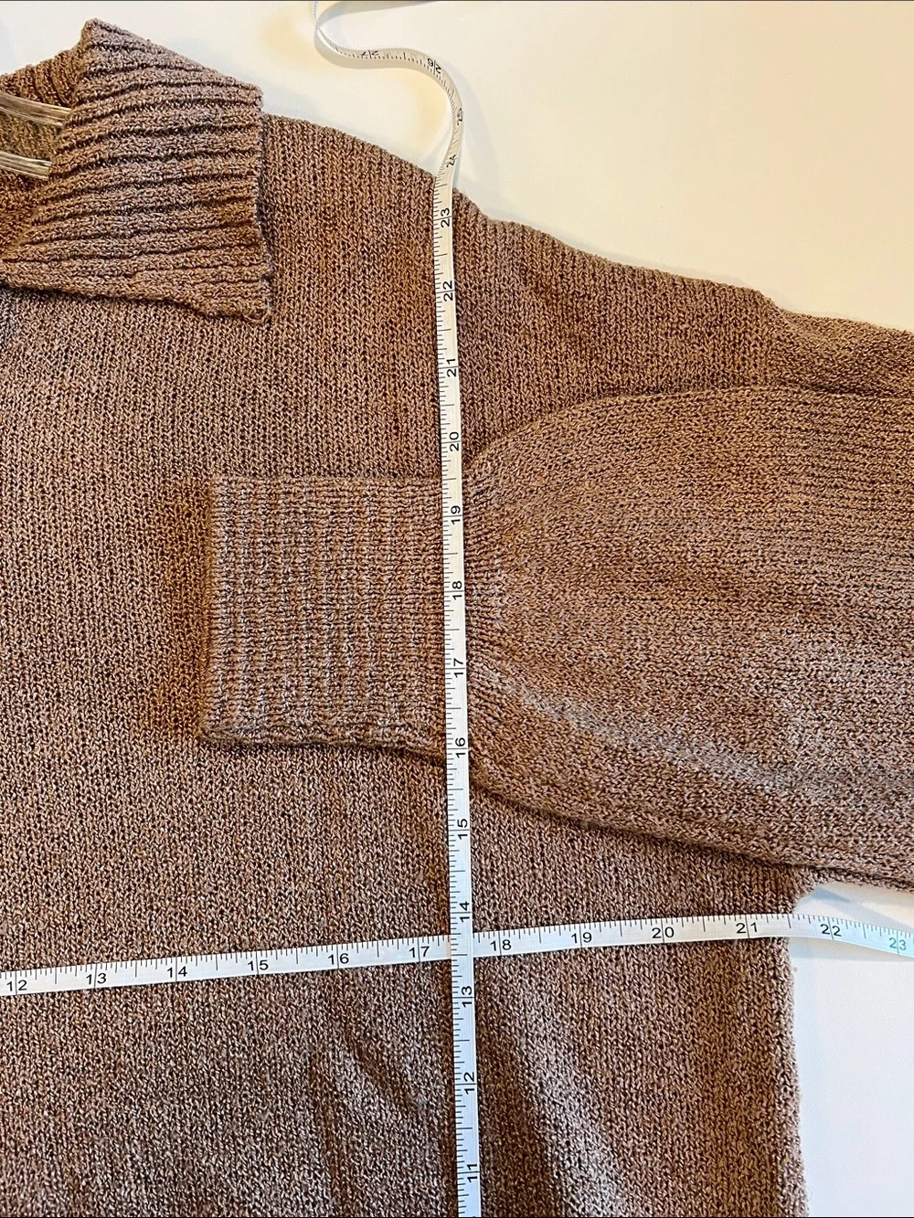 mine - M, coco brown/tan collard sweater